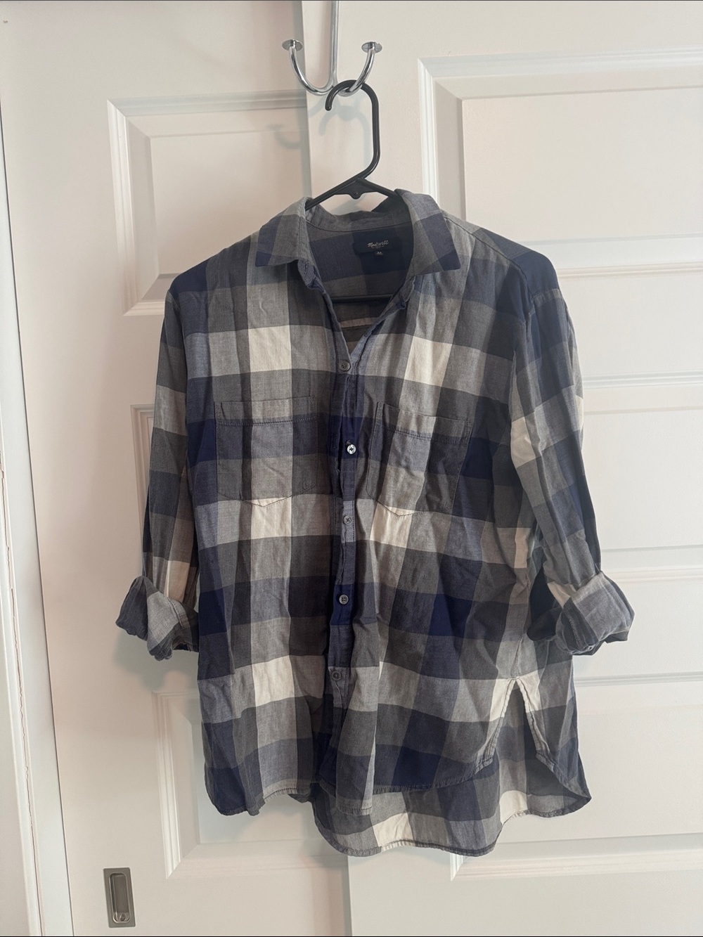 Madewell Plaid Button-Up Shirt in Navy & Gray